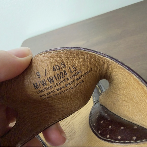 Born Brown Leather Wedge Sandals Sz 9 Womens - Picture 4 of 7